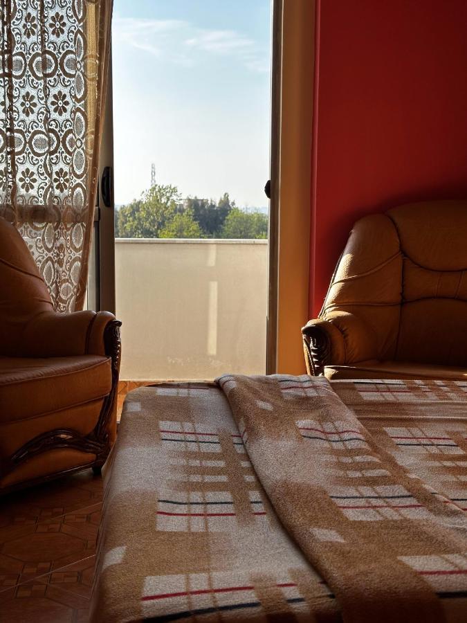 Sunny Riverside Tirana'S Oasis - Breakfast & Dinner Esterno foto