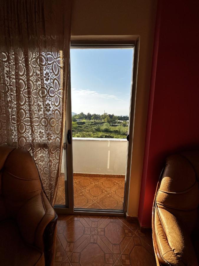 Sunny Riverside Tirana'S Oasis - Breakfast & Dinner Esterno foto