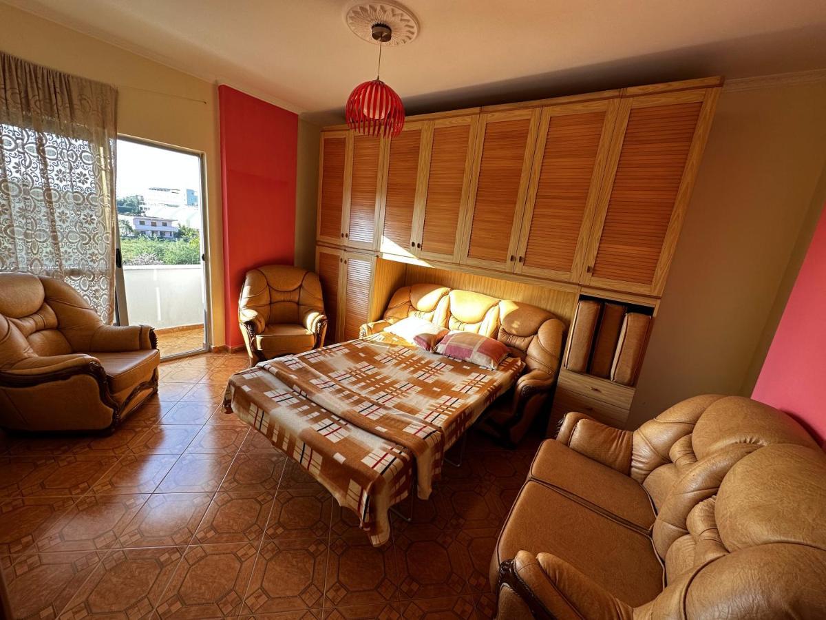 Sunny Riverside Tirana'S Oasis - Breakfast & Dinner Esterno foto