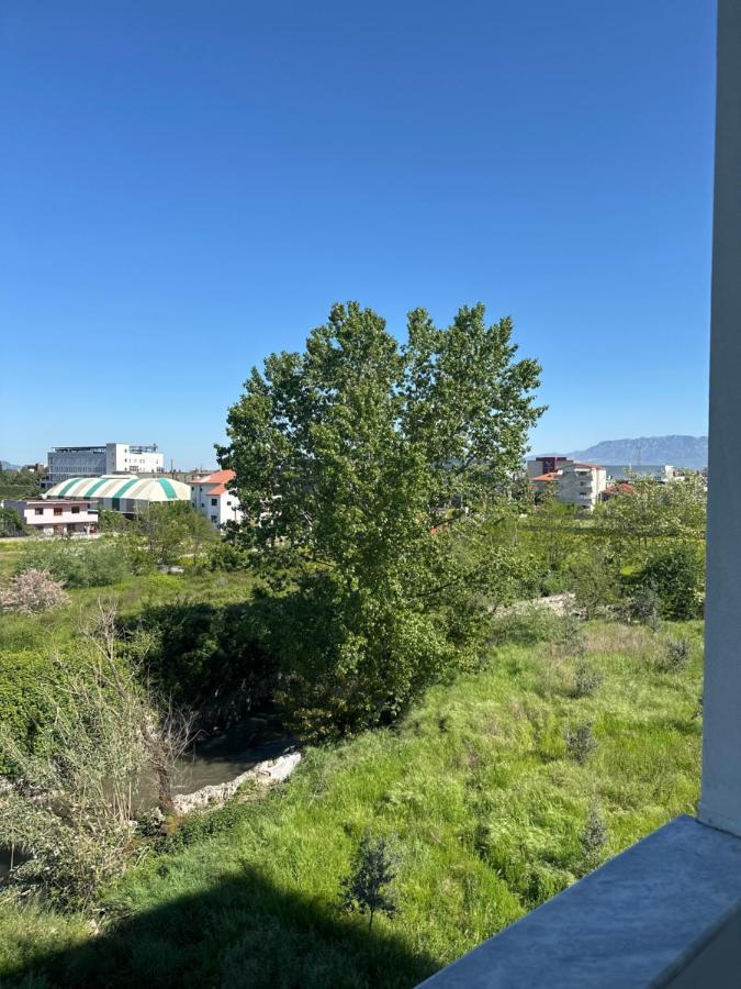 Sunny Riverside Tirana'S Oasis - Breakfast & Dinner Esterno foto